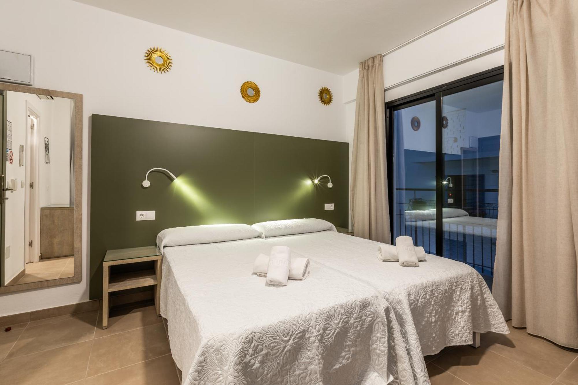 Hostal Alicante San Antonio  Luaran gambar