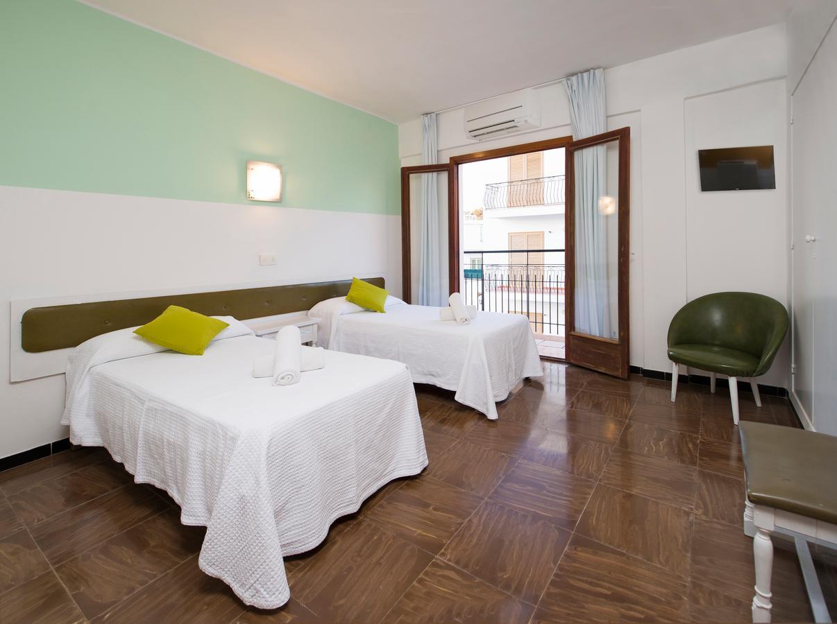 Hostal Alicante San Antonio  Luaran gambar